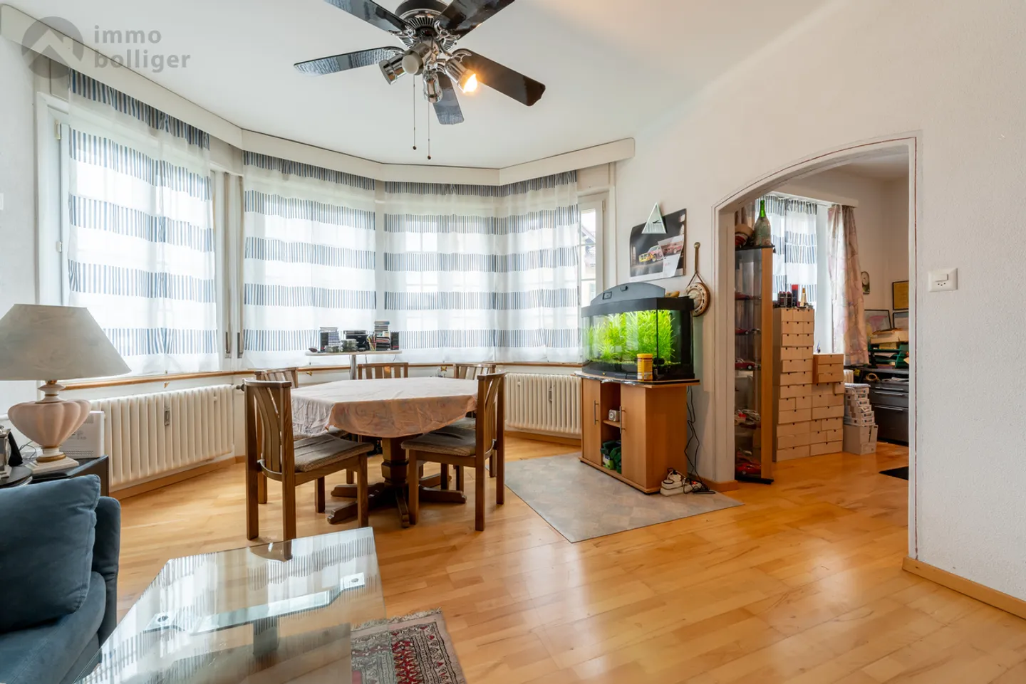 Grosszügiges Wohnparadies im Herzen von Reiden - Foto 3 di 14
