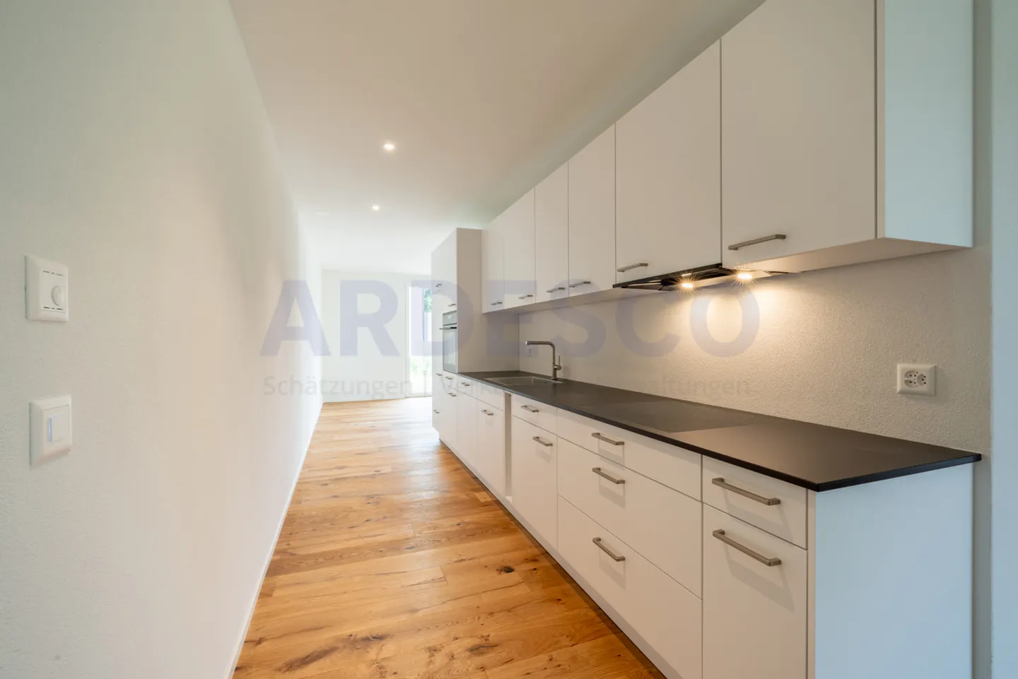 Modernes Apartment mit Garten - Foto 4 von 7