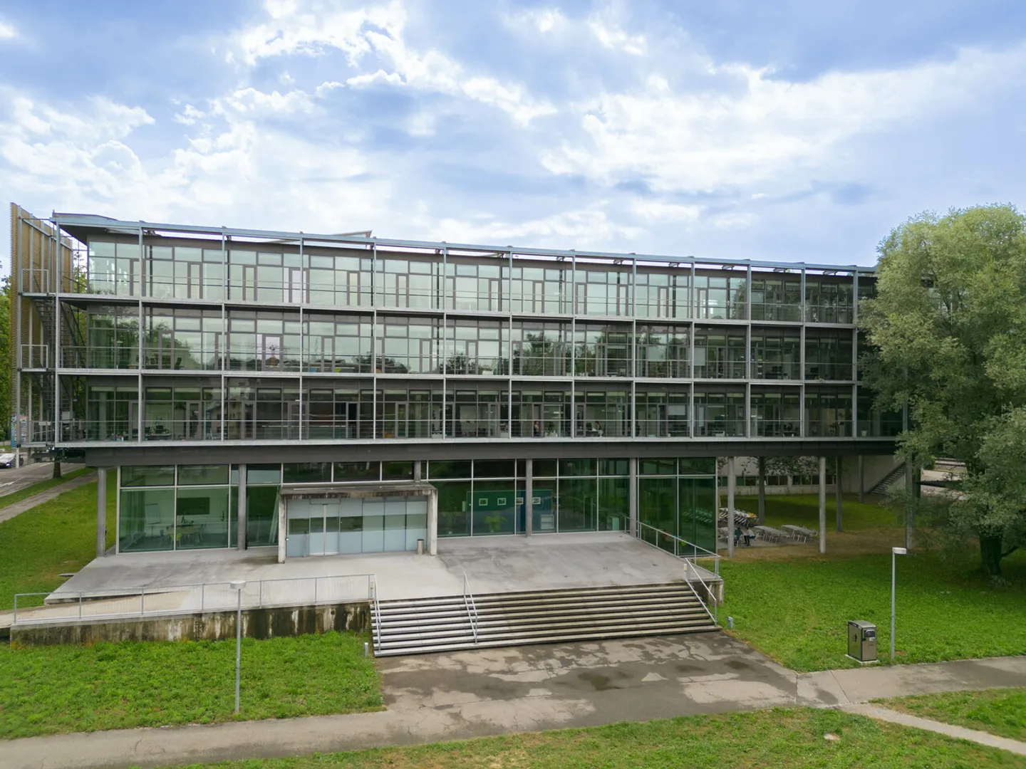Modern Office Space in 4 Floors - Photo 1 of 8