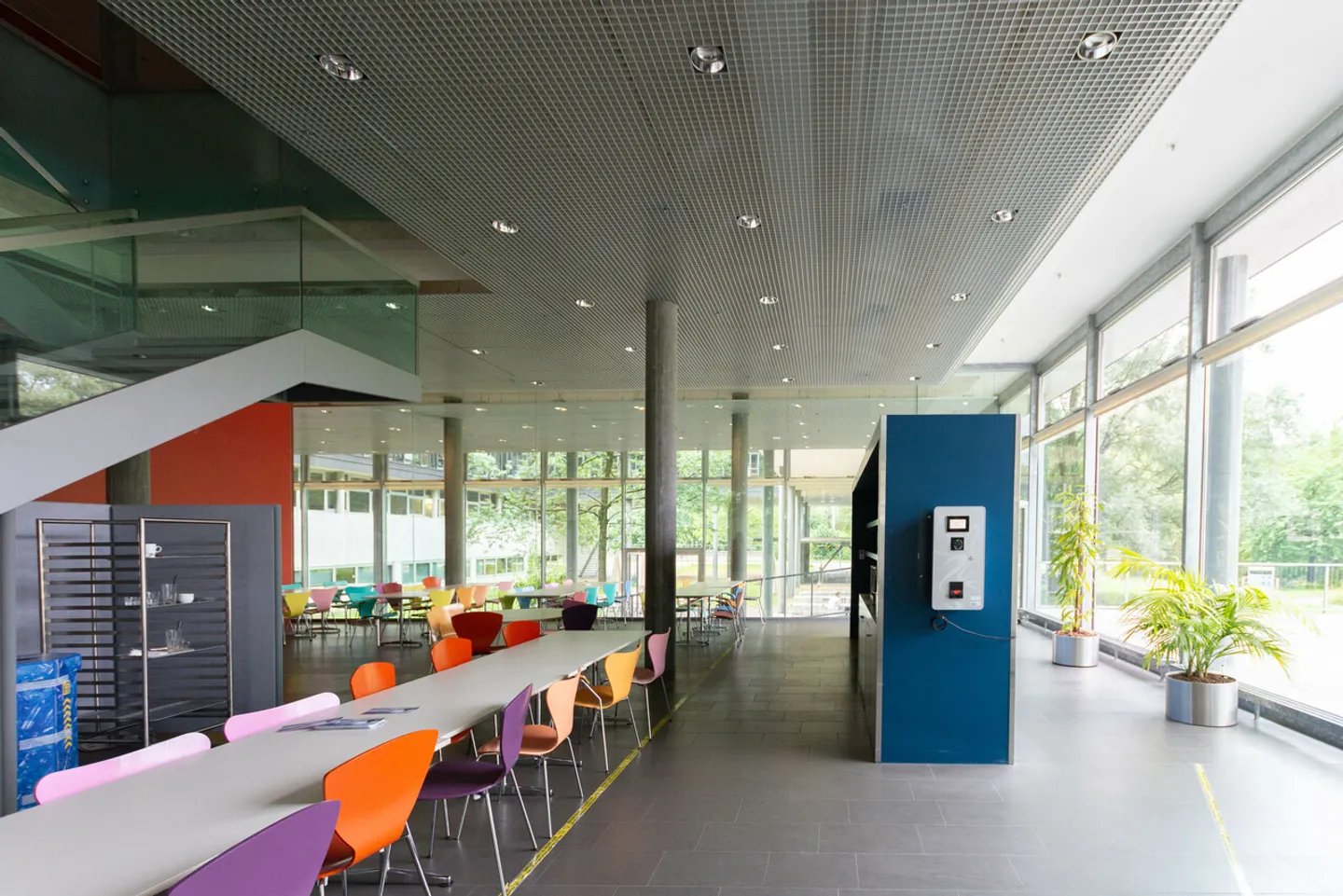 Modern Office Space in 4 Floors - Photo 6 of 8