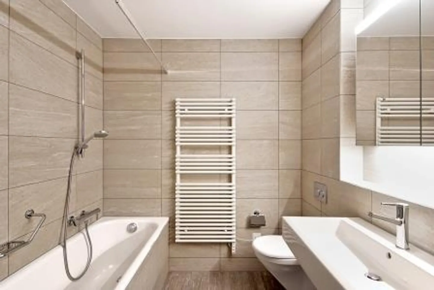 Renovated apartment in the middle of Allschwil! - Photo 4 of 7