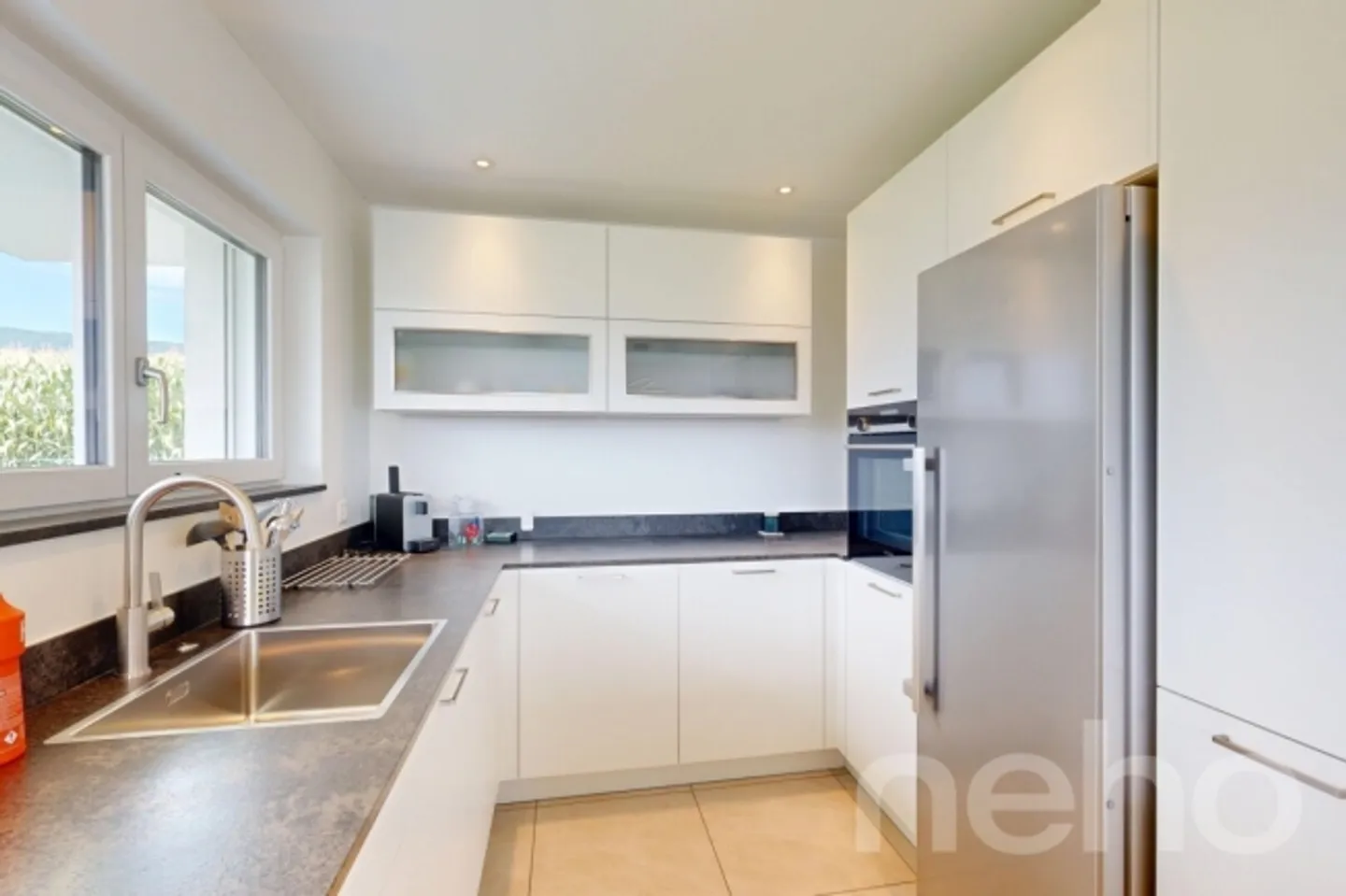 «Neuwertiges EFH im Grünen mit Photovoltaikanlage und Doppelcarport» - Foto 5 von 13