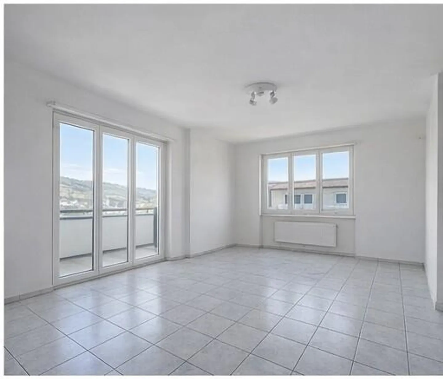 Familienfreundliche Wohnung mit Garage - Foto 2 von 8