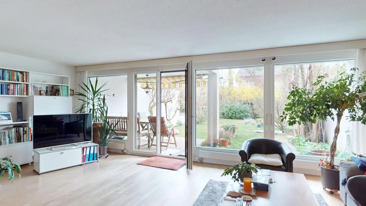 Well-maintained 5.5 room terraced house - Photo 4 of 14