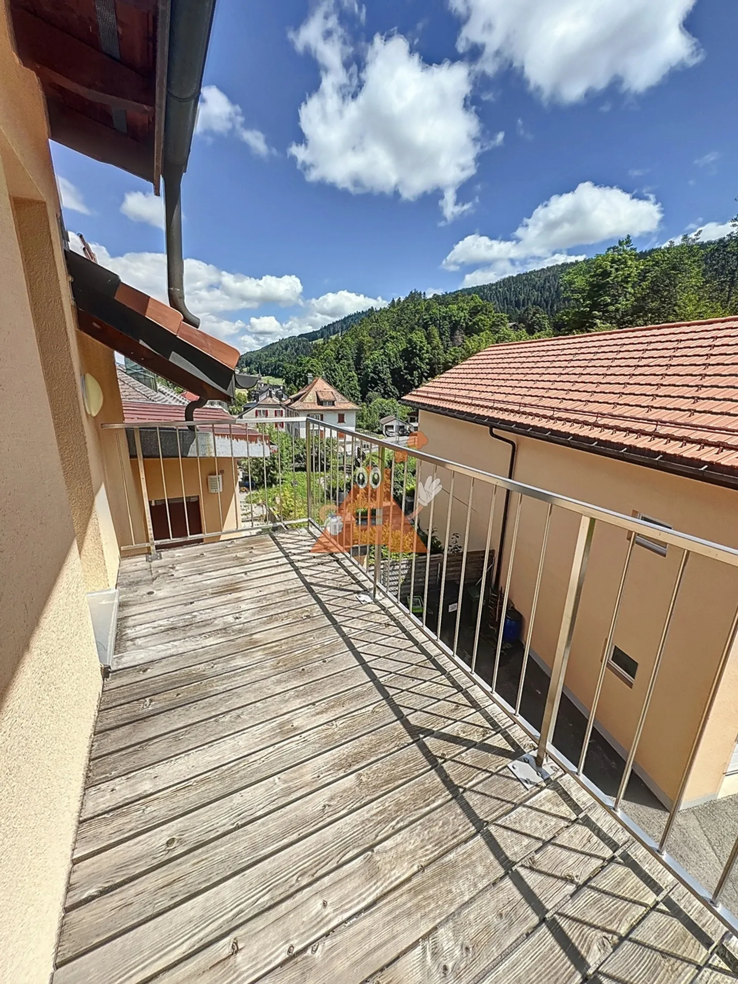 Superbo appartamento con balcone in AFFITTO in Route de France 5. - Foto 2 di 6
