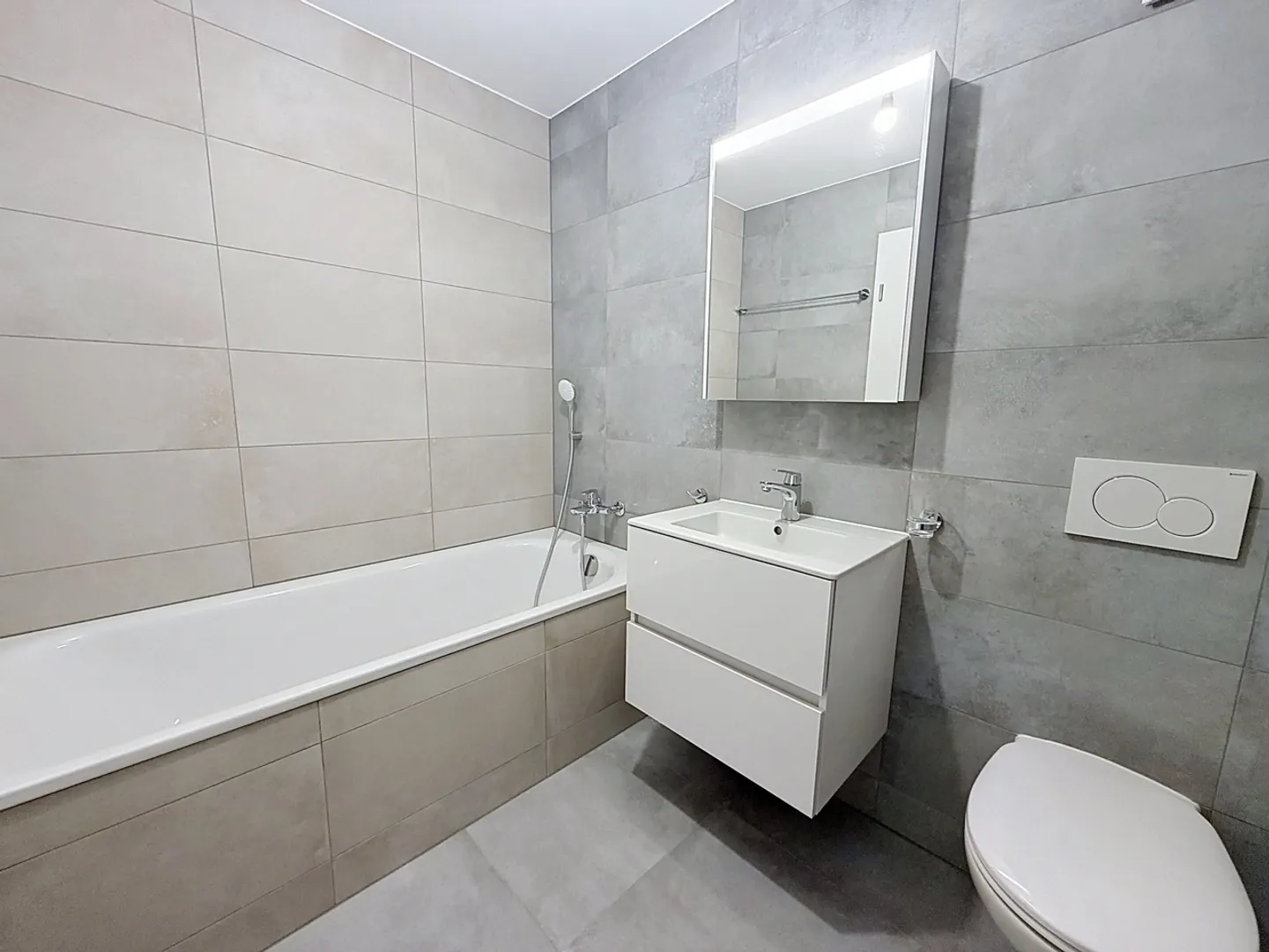 New building! 1st rent offered!! - Photo 7 of 16