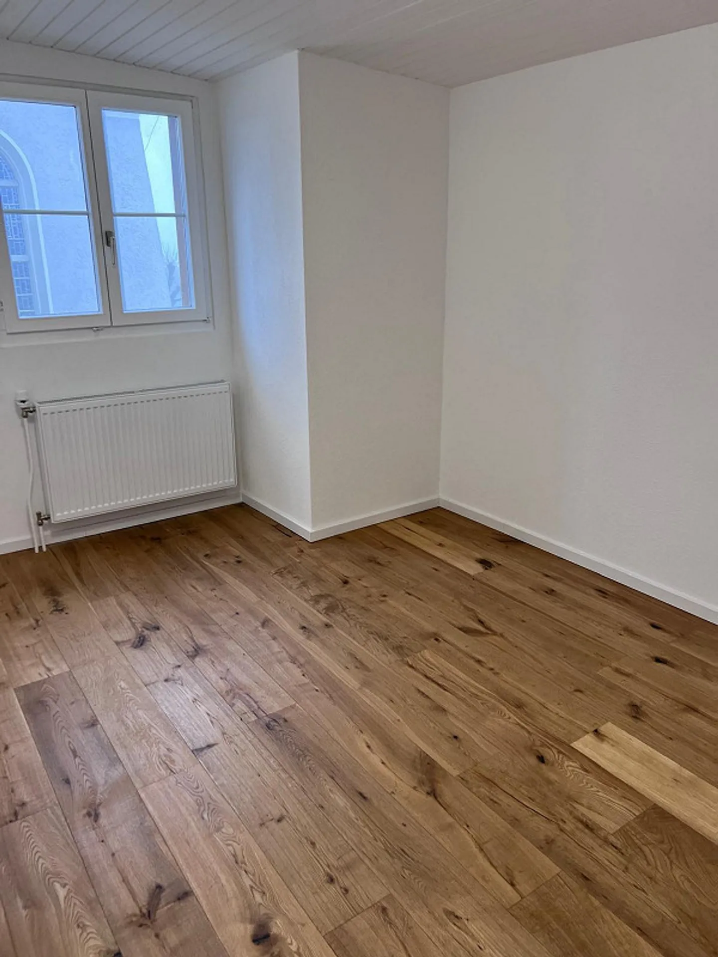 Renovated 2.5 Room Apartment in the Village Center - Photo 9 of 13