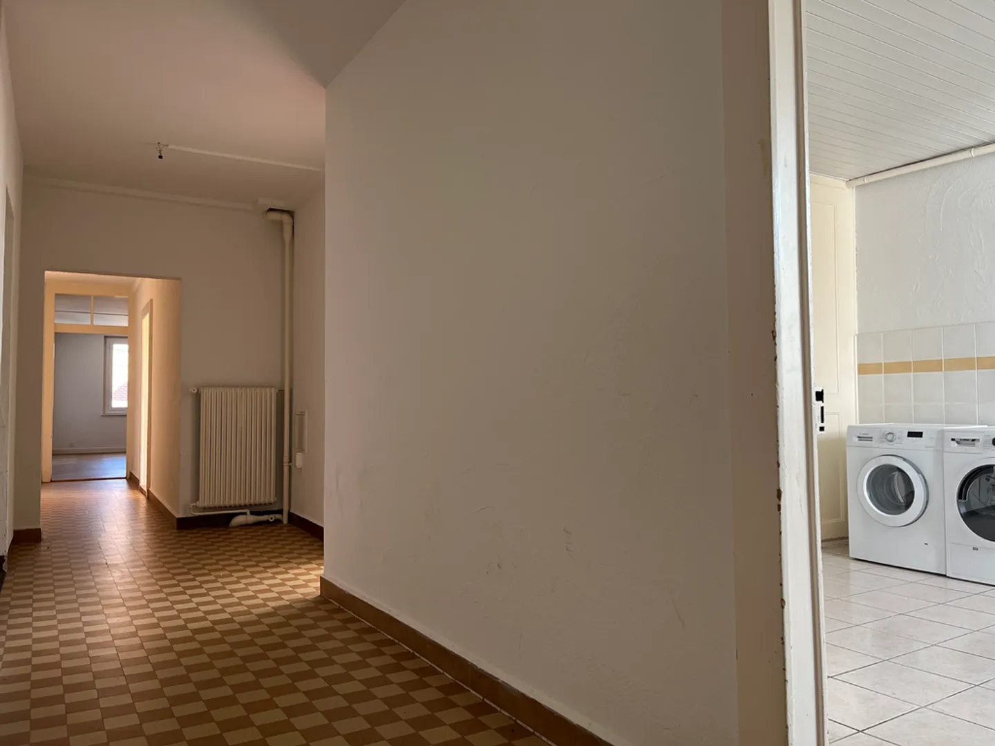 Geräumige Wohnung in Orbe - Foto 4 von 8