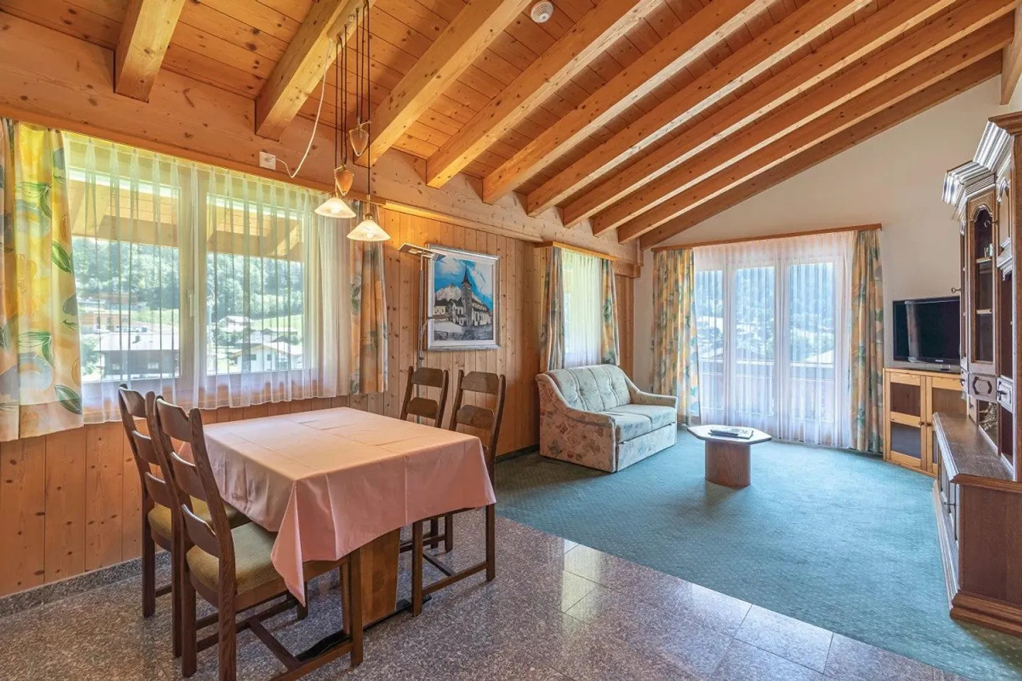 Hôtel-resort élégant avec charme alpin - Opportunité d'investissement unique... - Photo 7 sur 11