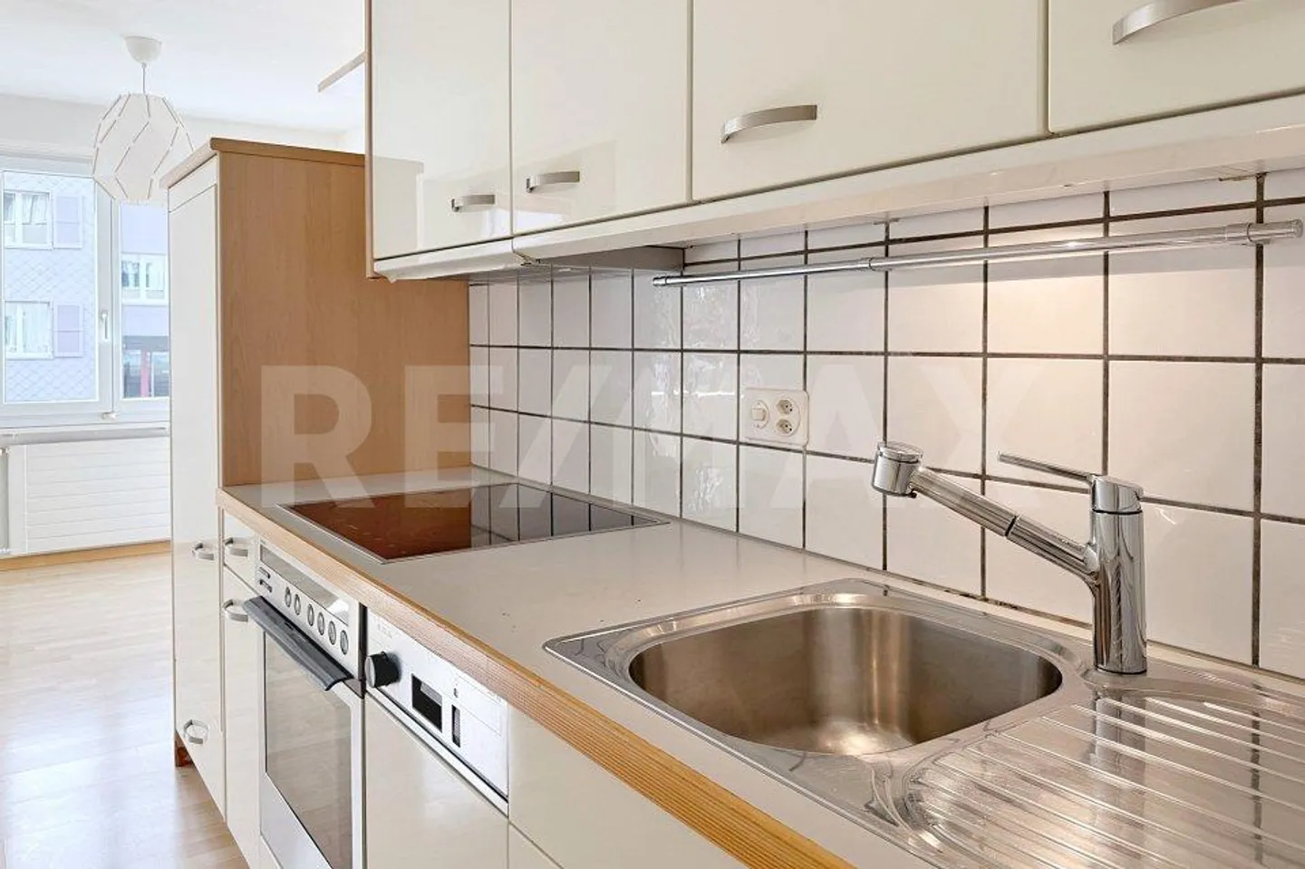 centrally located condominium - Photo 8 of 13