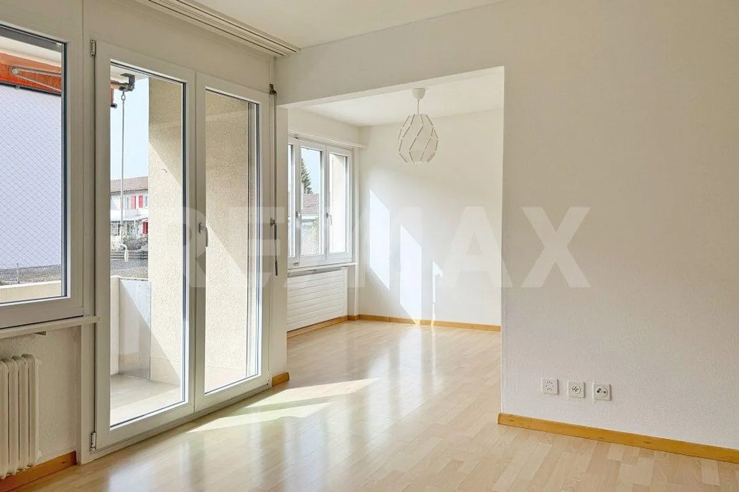 centrally located condominium - Photo 6 of 13