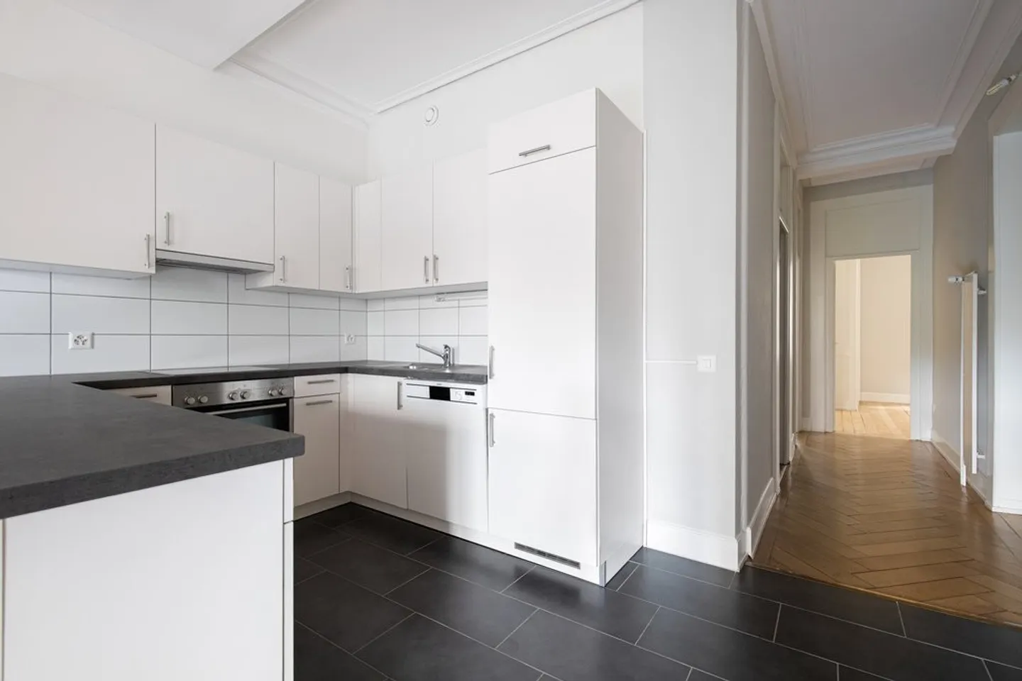 Appartement culturel à Genève - Photo 4 sur 12