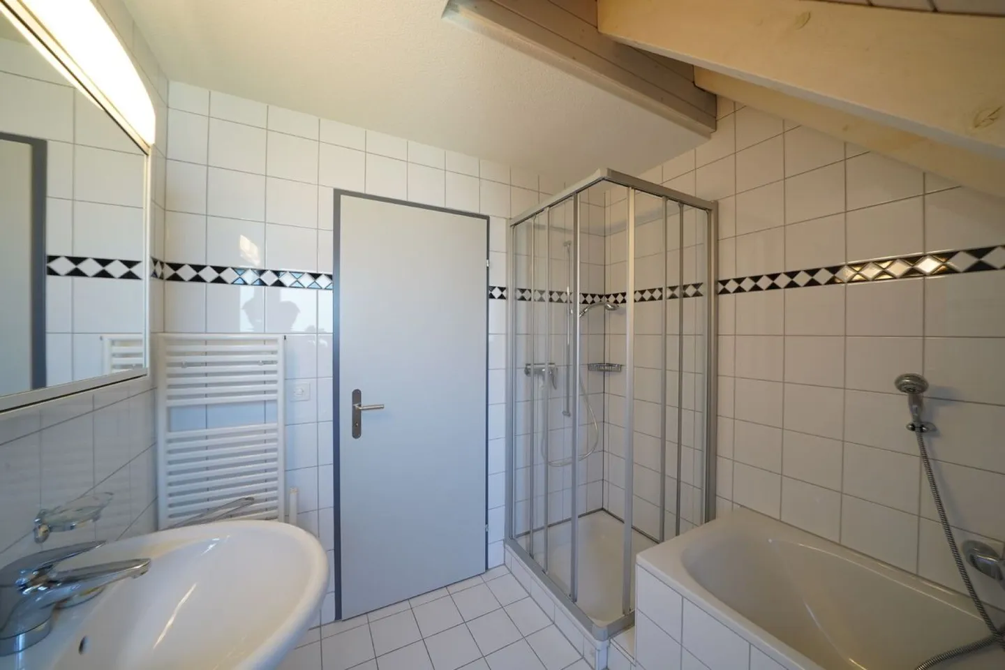 Bella, luminosa e soleggiata maisonette di 4,5 stanze - Foto 7 di 11