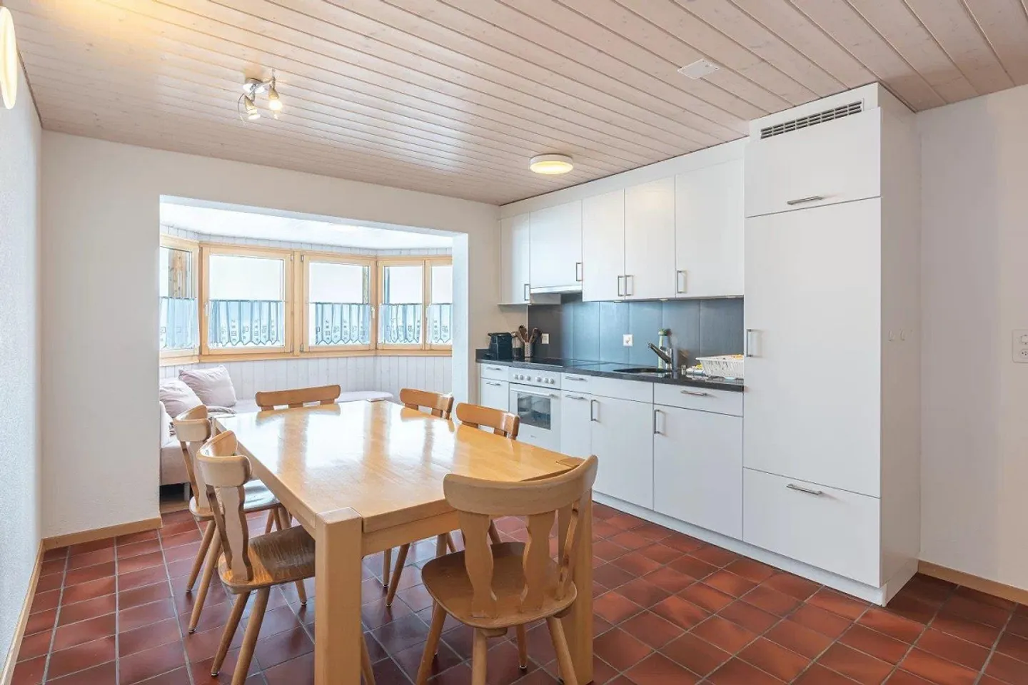 Station de vacances Ski-in/Ski-out avec 11 appartements, restaurant, boutique et plus... - Photo 8 sur 13