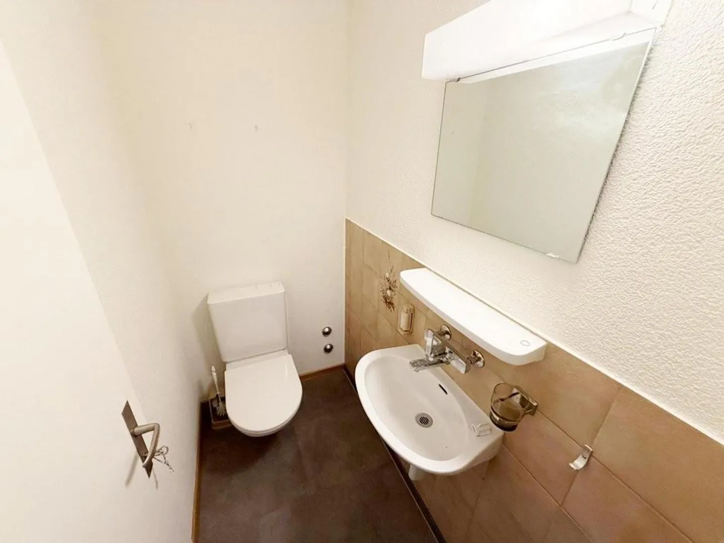 Charming 4.5-room apartment with terrace and fireplace in a quiet location - Photo 11 of 12