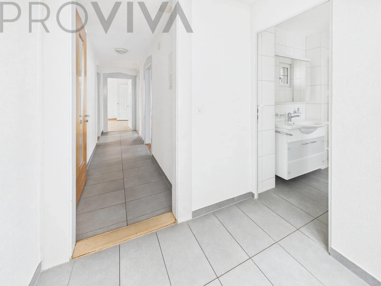 COZY AND IN A CENTRAL LOCATION - Photo 9 of 10