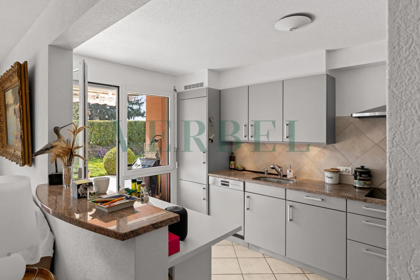 Charmant Appartement avec Jardin - Photo 3 sur 11