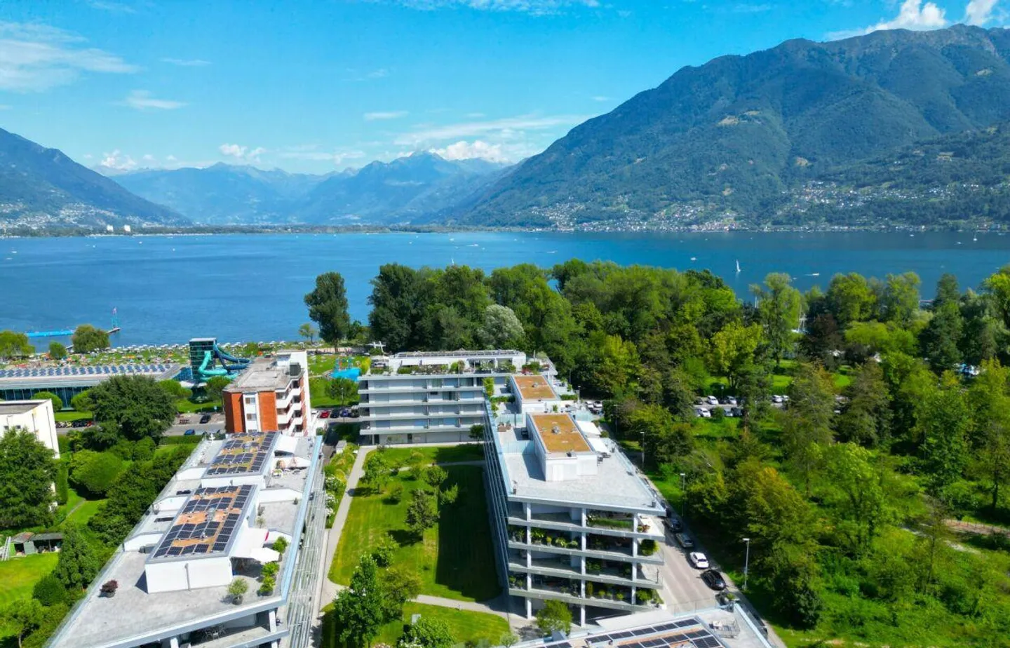 Locarno - elegante appartamento 3,5 locali con terrazza e vista lago-Residenza Parcolago - Foto 1 di 10
