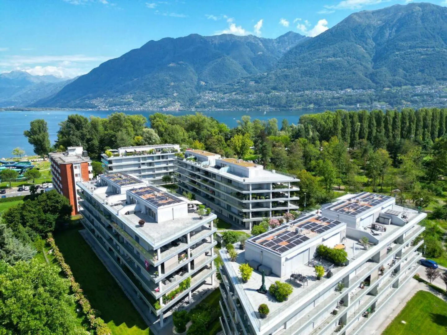 Locarno - elegante appartamento 3,5 locali con terrazza e vista lago-Residenza Parcolago - Foto 2 di 10