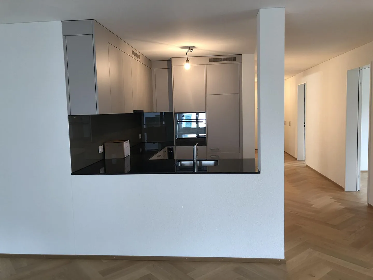 Bell'appartamento - Situato in posizione centrale - Foto 3 di 7