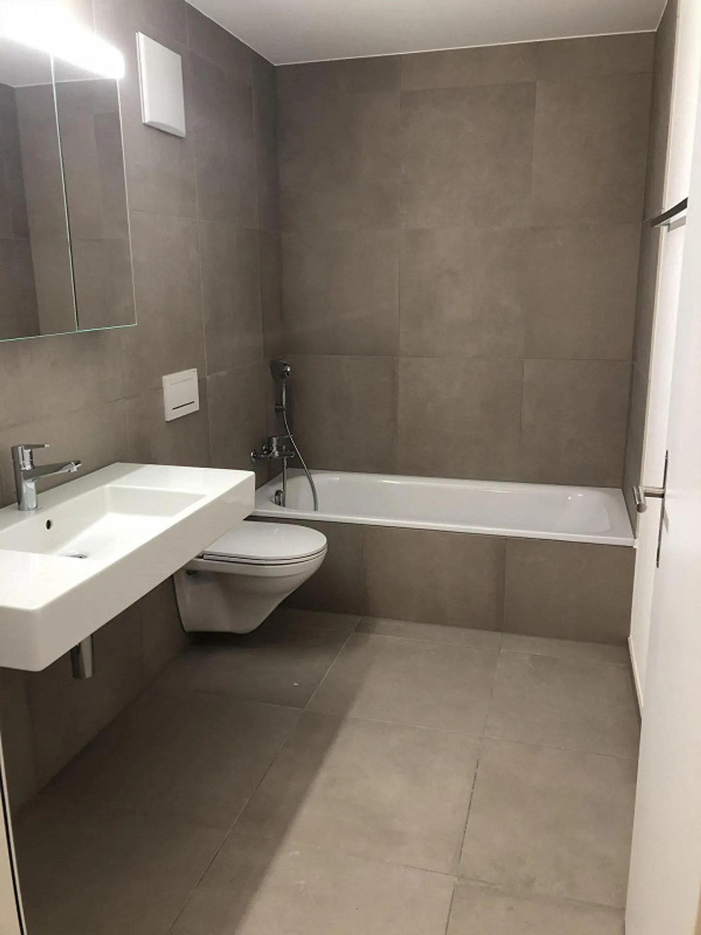 Bell'appartamento - Situato in posizione centrale - Foto 4 di 7