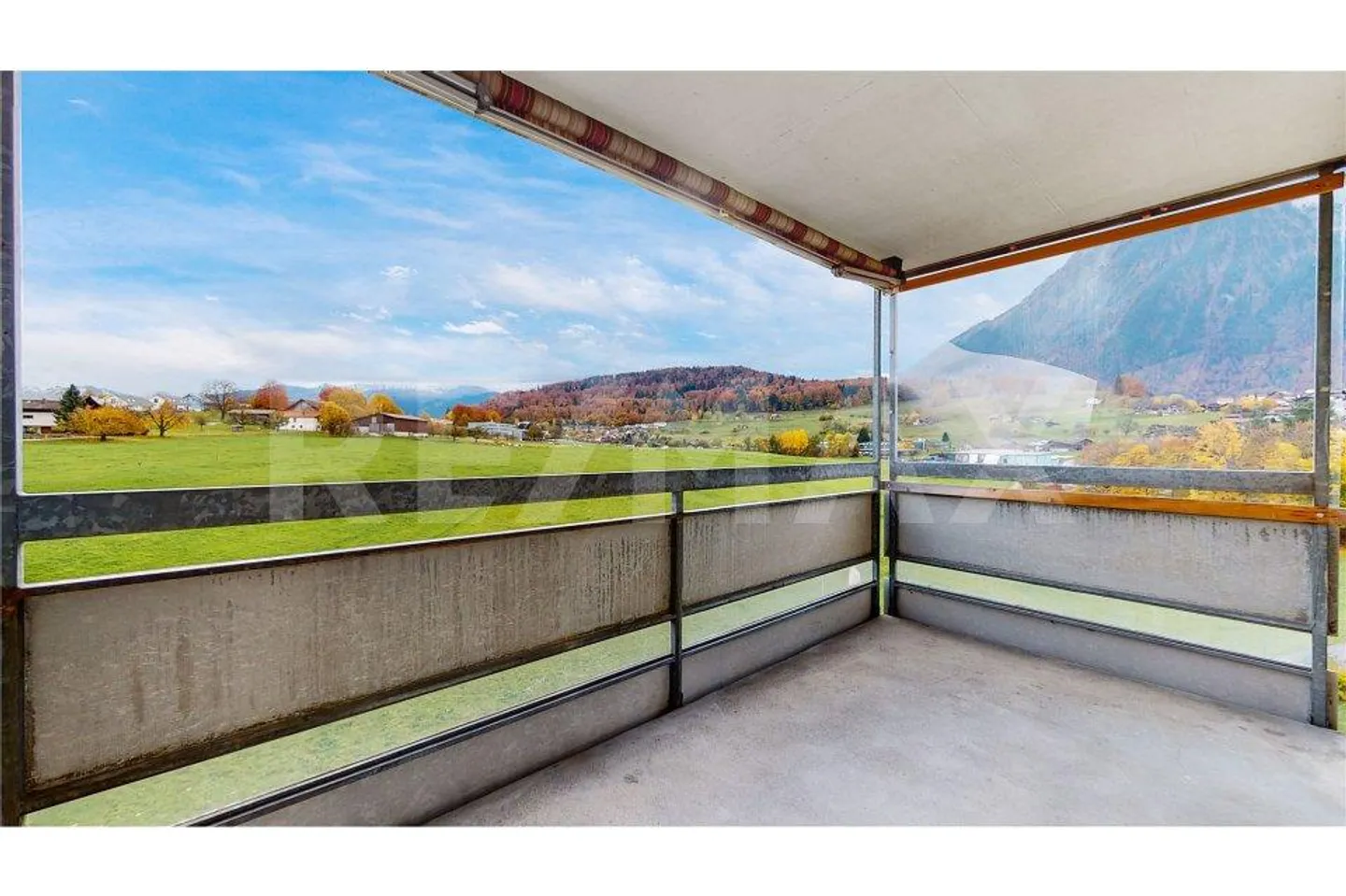 At the very top: bright 4.5-room penthouse with a view - Photo 13 of 13