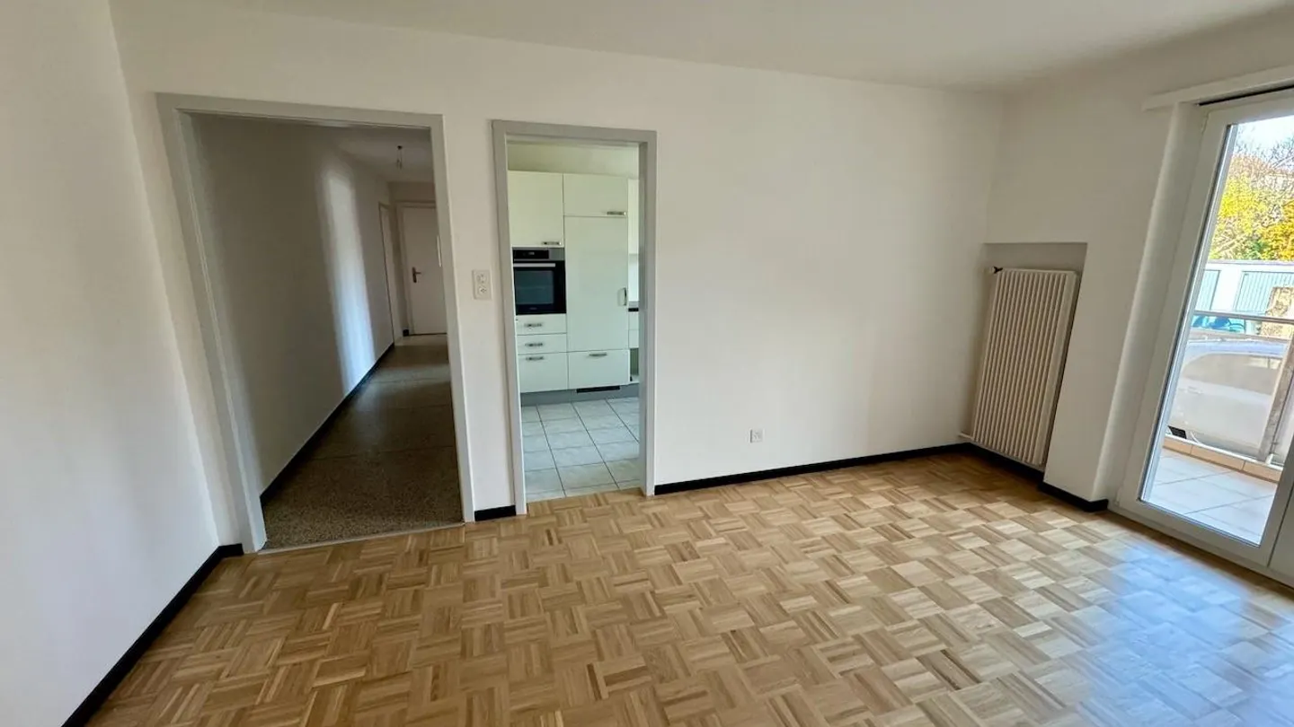 Renovated and spacious 6.5-room apartment in the Linden district - Photo 7 of 13