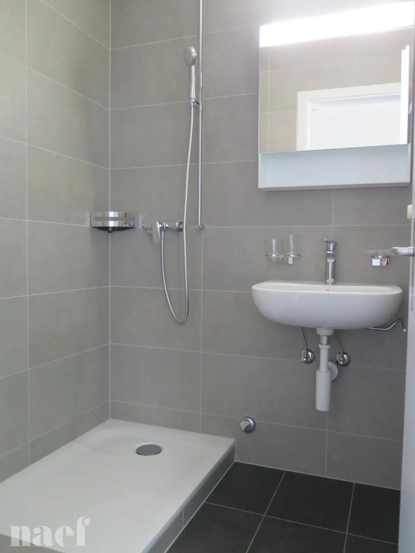 Appartamento 4 locali - Foto 5 di 9