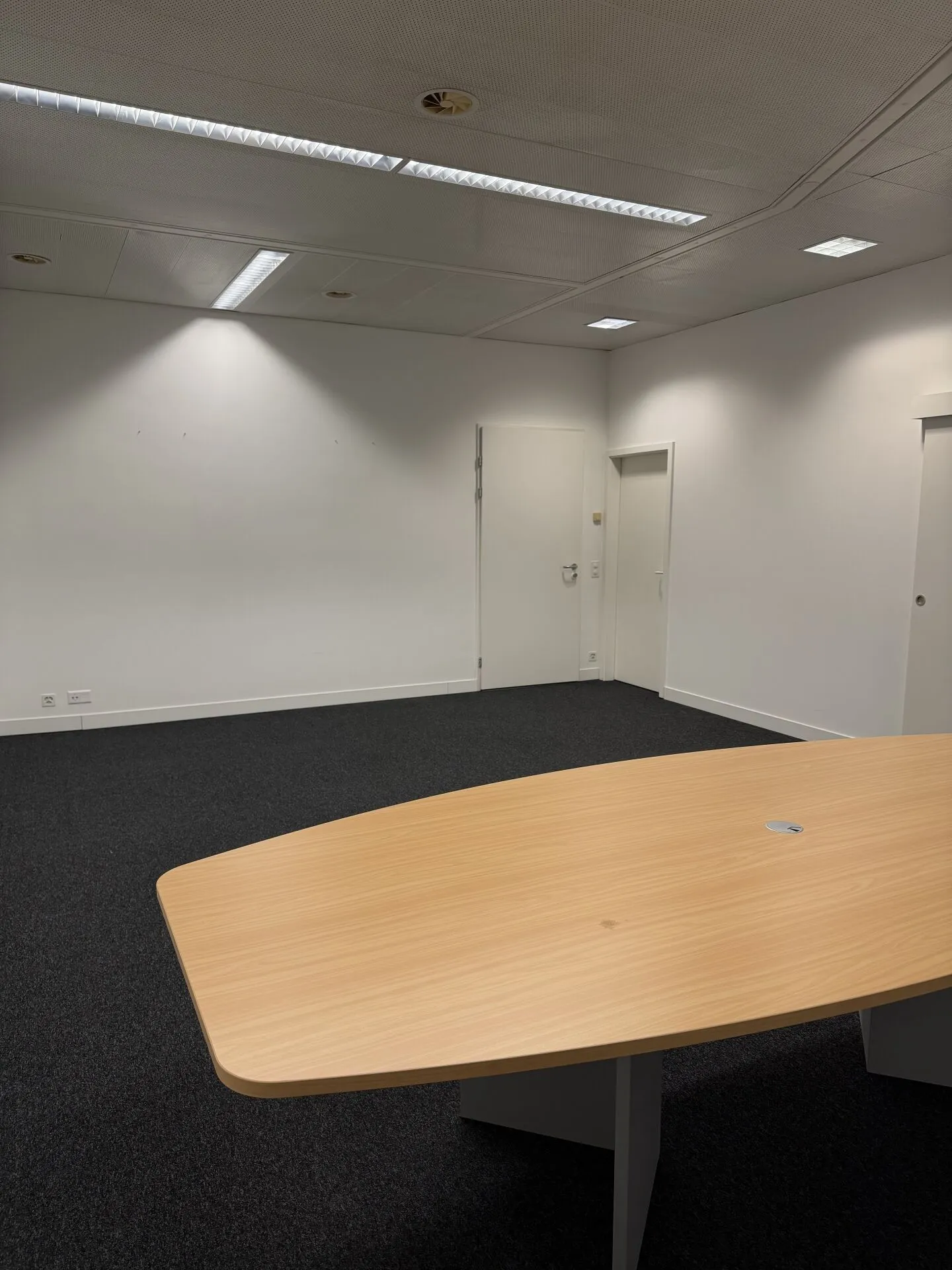 Uffici di 34 m2 - Foto 1 di 2