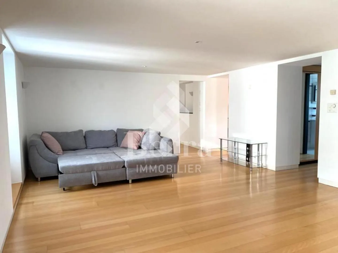 Appartement en duplex 3,5 pièces avec charme au centre de Martigny - Photo 4 sur 13