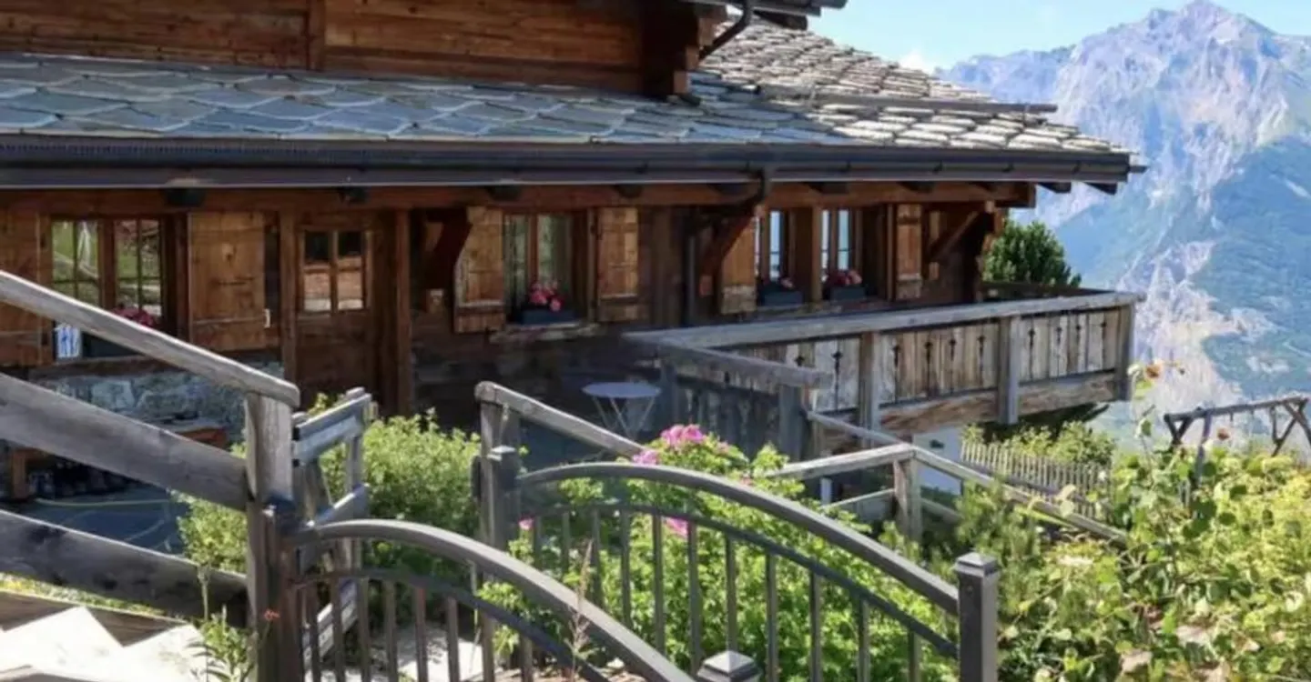 Luxury Chalet with panoramic view for rent/sale - Photo 1 of 13