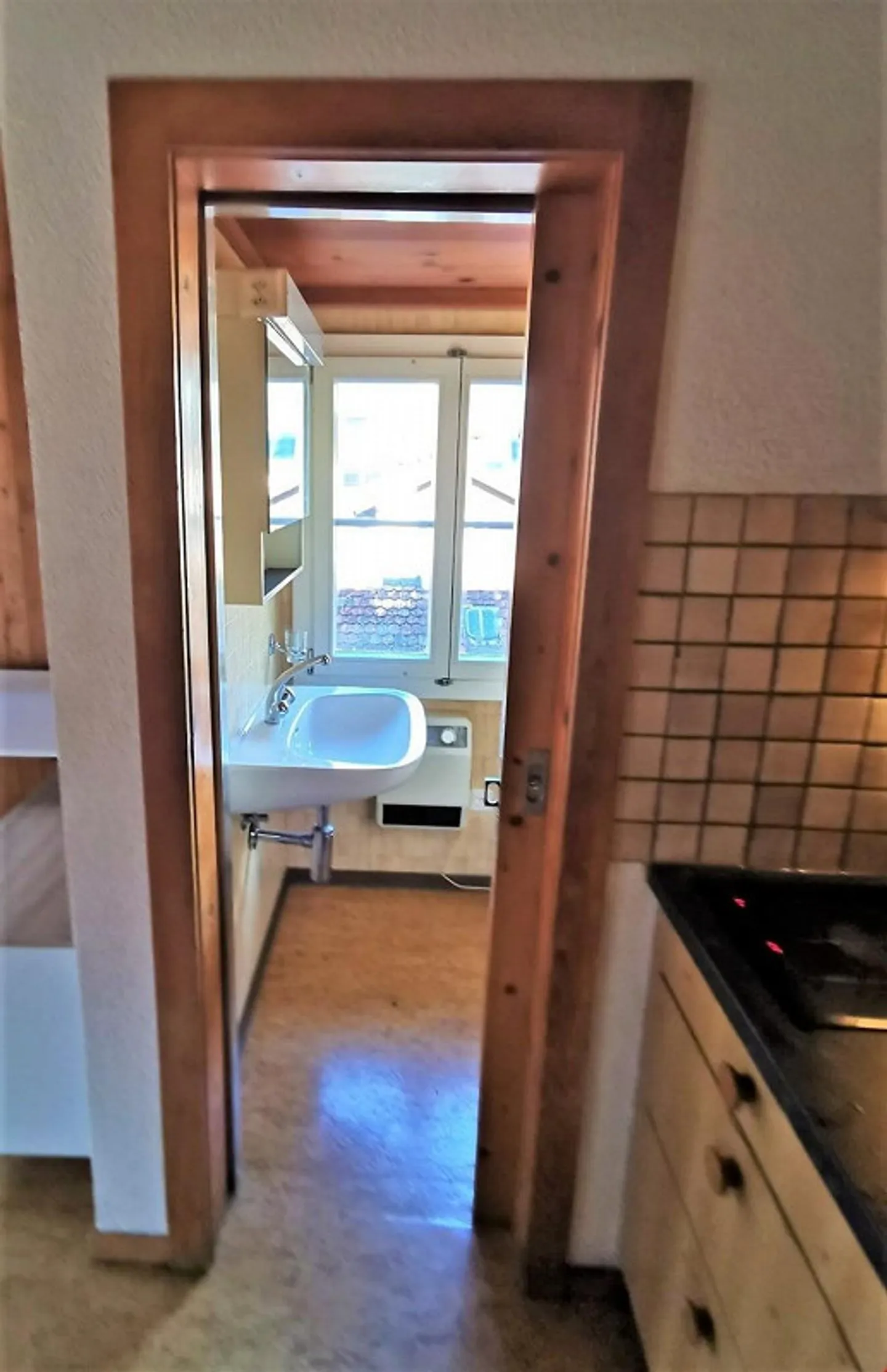 Cozy attic apartment with a snug intermediate floor - Photo 5 of 8