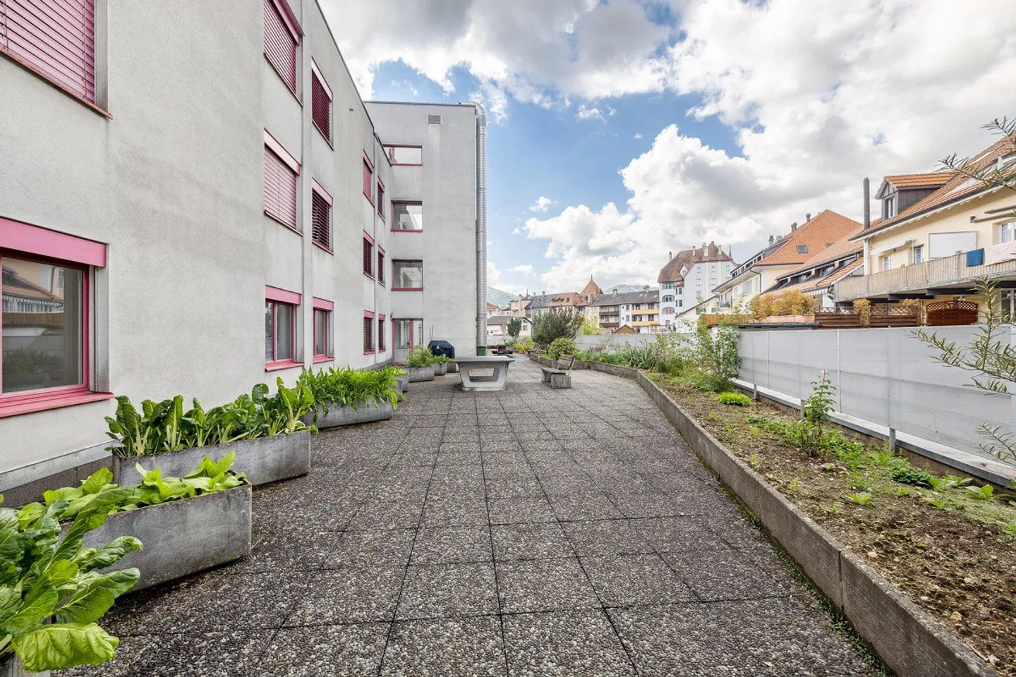 Appartement Charmant à Moutier - Photo 2 sur 2