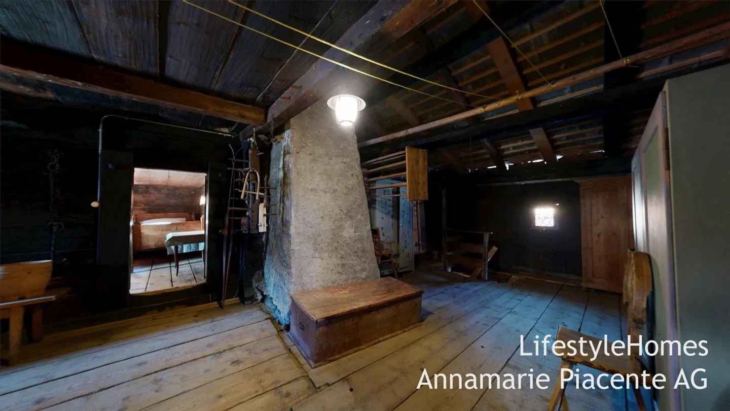 Unique Lover's Object in Davos - Photo 7 of 20