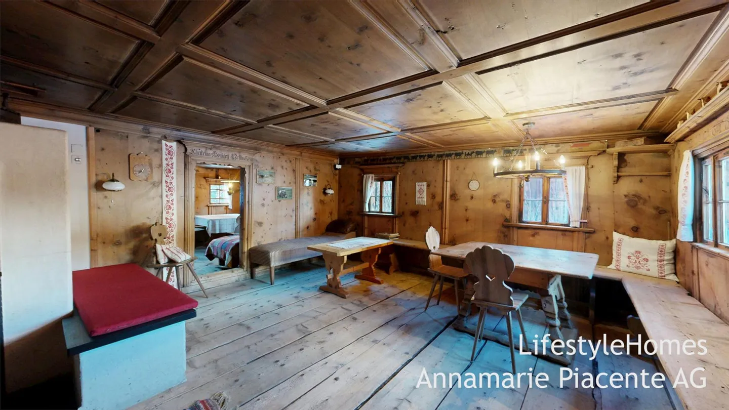 Unique Lover's Object in Davos - Photo 2 of 20