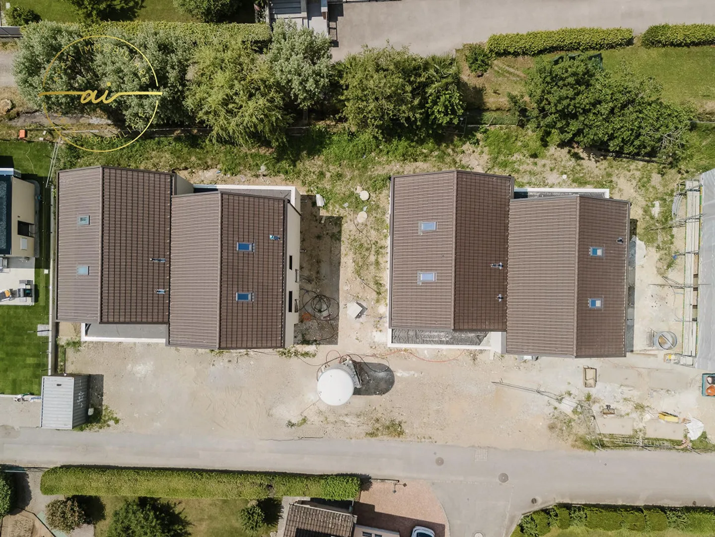 NOUVELLE VILLA EN CONSTRUCTION AVEC JARDIN PRIVÉ - Photo 3 sur 13