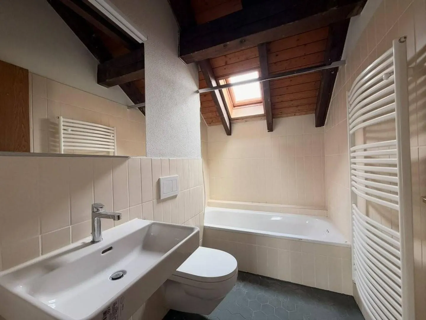 Sanierte 3.5-Zimmer-Wohnung per 1. Dezember 2026 frei - Foto 4 von 8