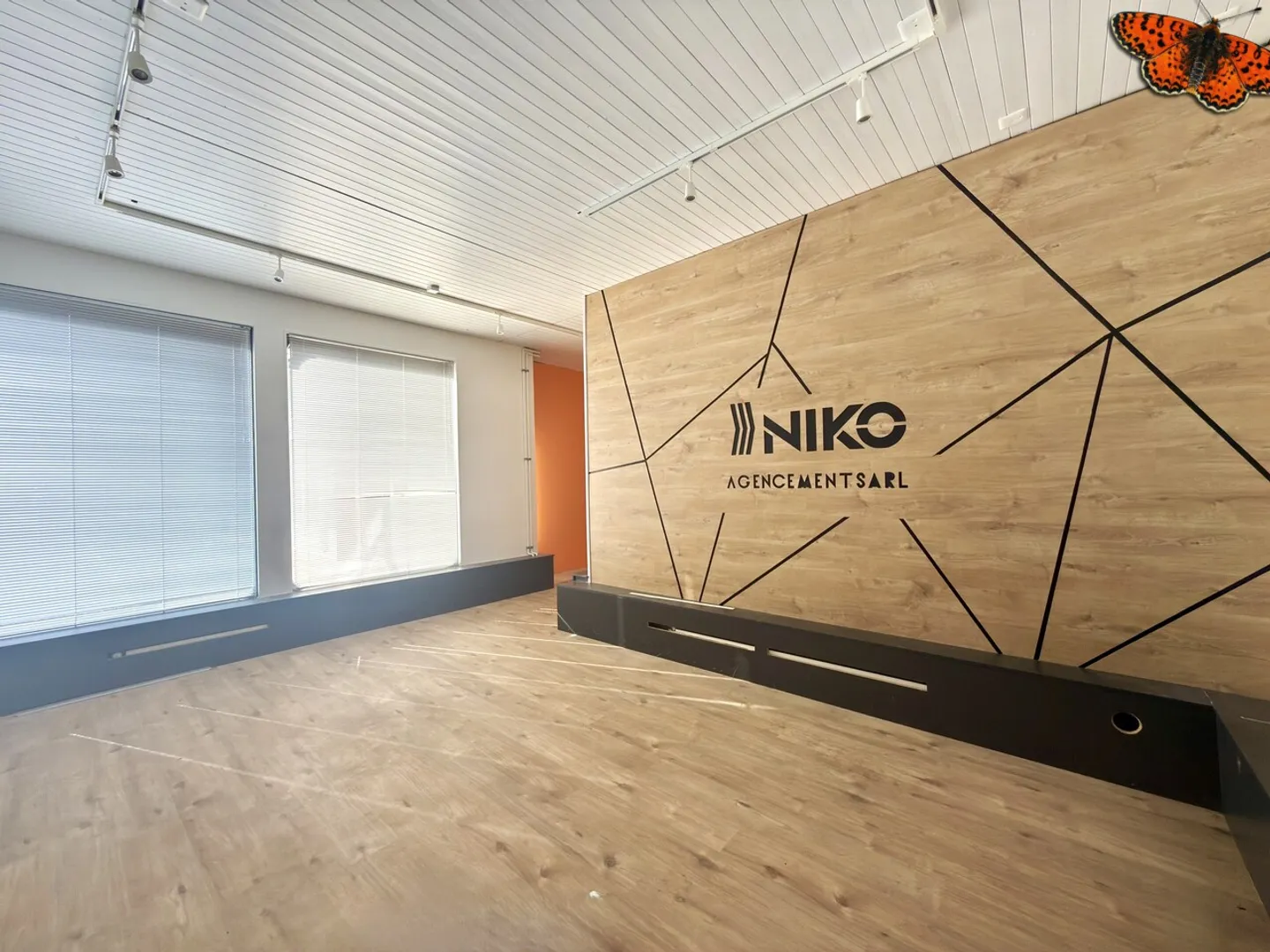 Espace Commercial à Forte Visibilité - Photo 9 sur 15