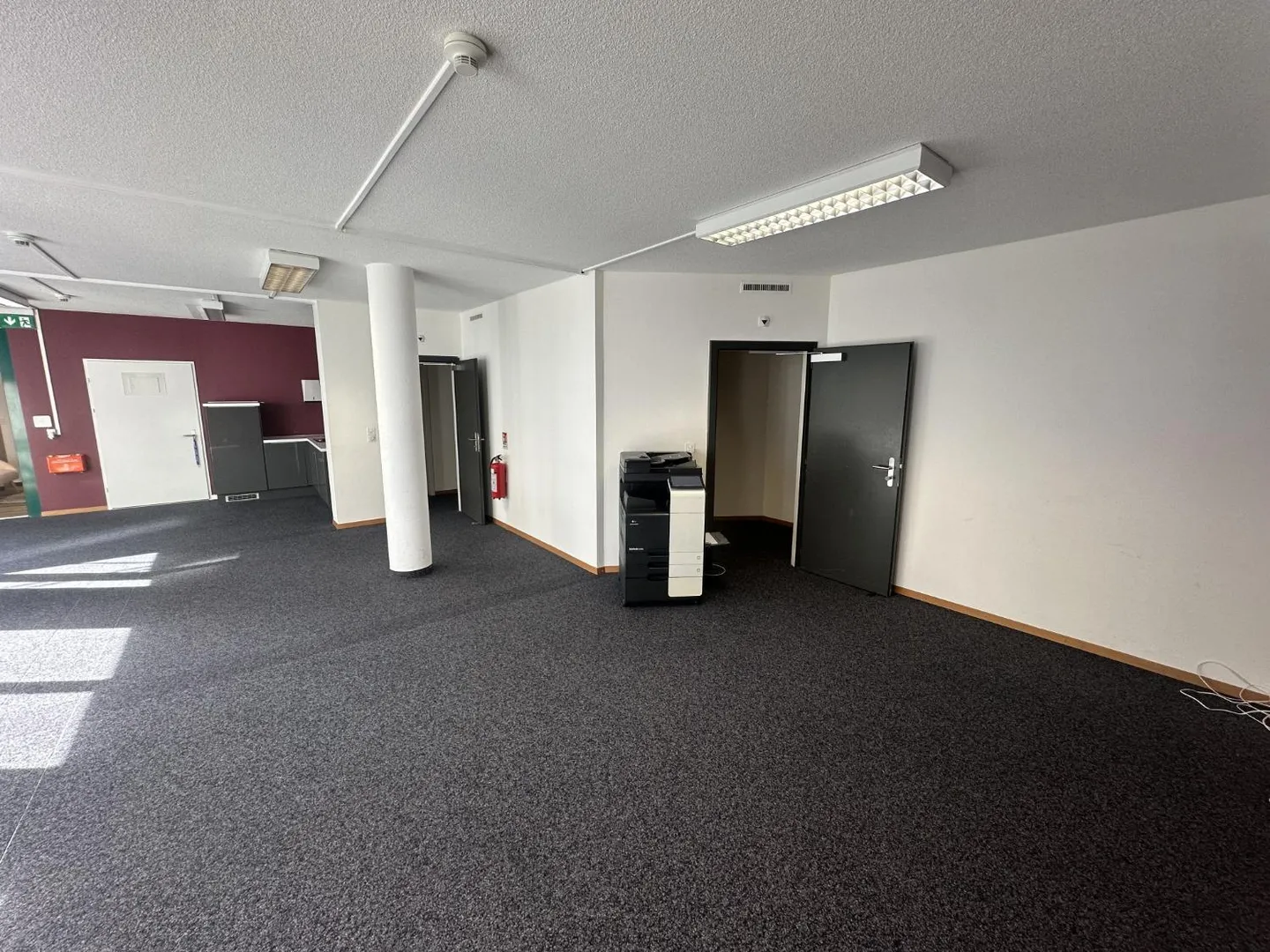 Crissier – Bureau de 149 m² au rez-de-chaussée, près du centre et des accès autoroutiers - Photo 10 sur 14