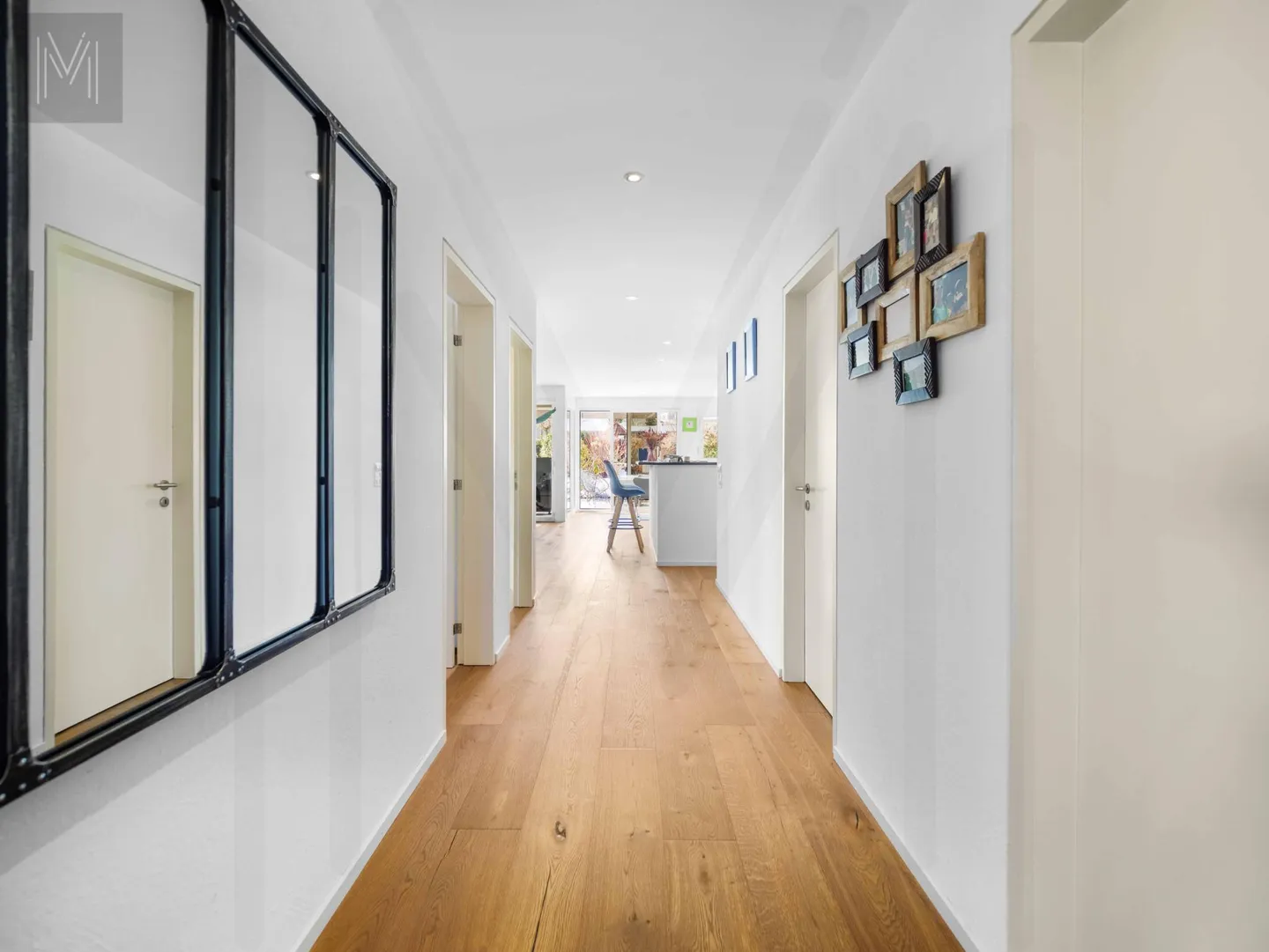 Charming Apartment with Garden - Photo 2 of 20