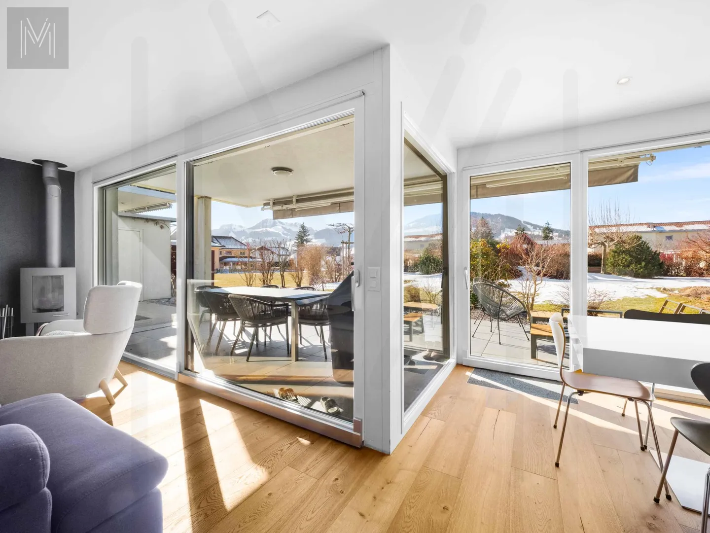 Charming Apartment with Garden - Photo 3 of 20