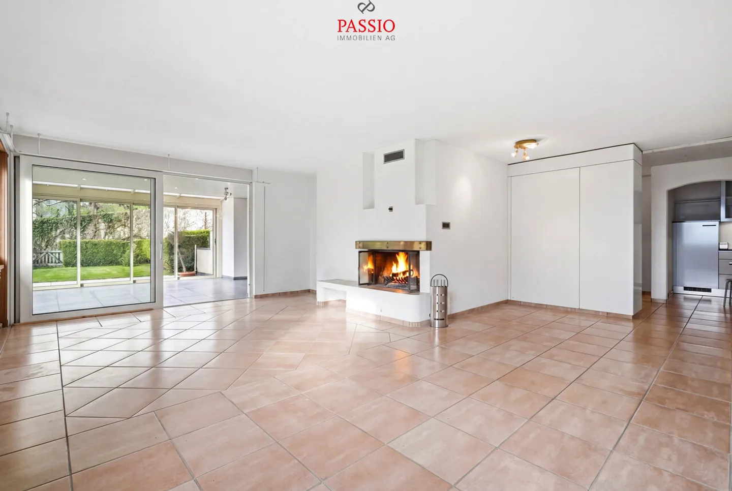 Exclusive 5.5-room ground floor apartment with stunning views - Photo 1 of 28