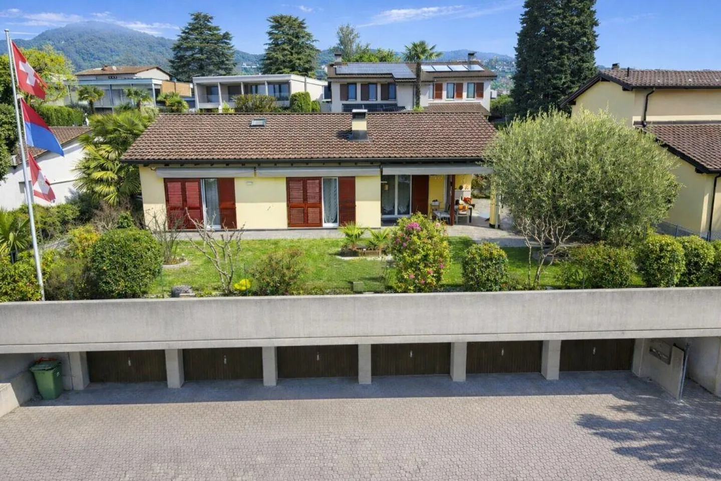 Charmantes Einfamilienhaus mit Garten - Foto 2 von 20