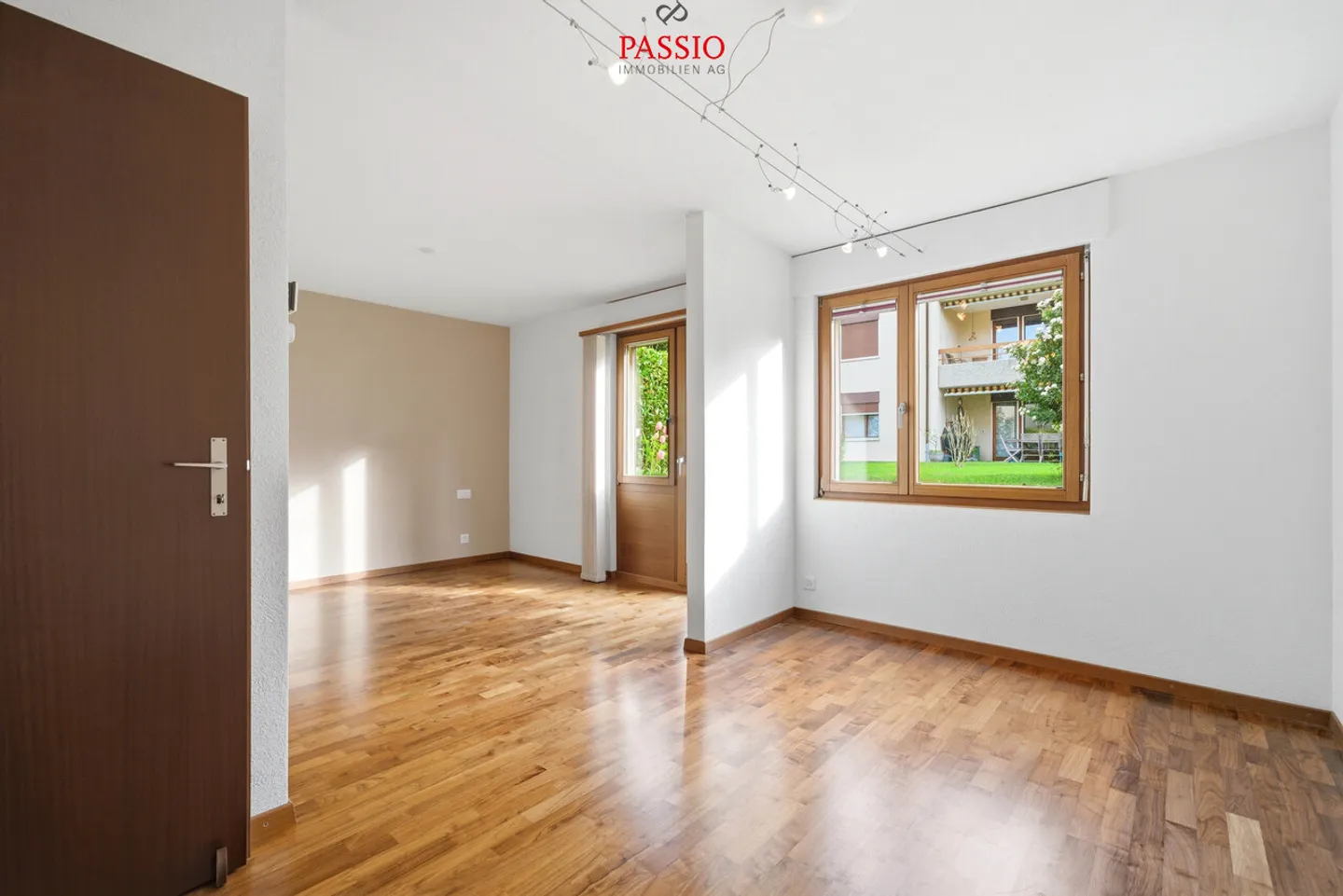 Exclusive 5.5-room ground floor apartment with stunning views - Photo 16 of 28