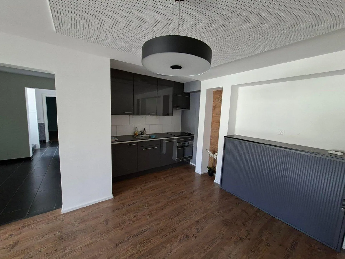 Bureau spacieux à Lyss - 90 m² à louer - Photo 3 sur 7