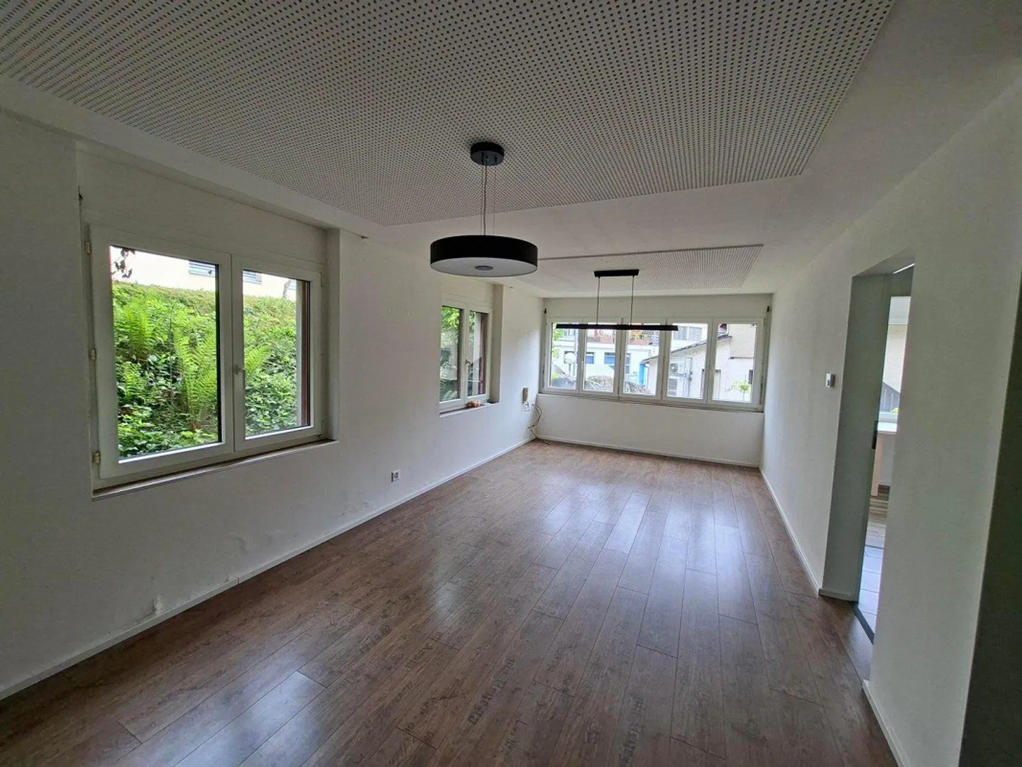 Bureau spacieux à Lyss - 90 m² à louer - Photo 4 sur 7