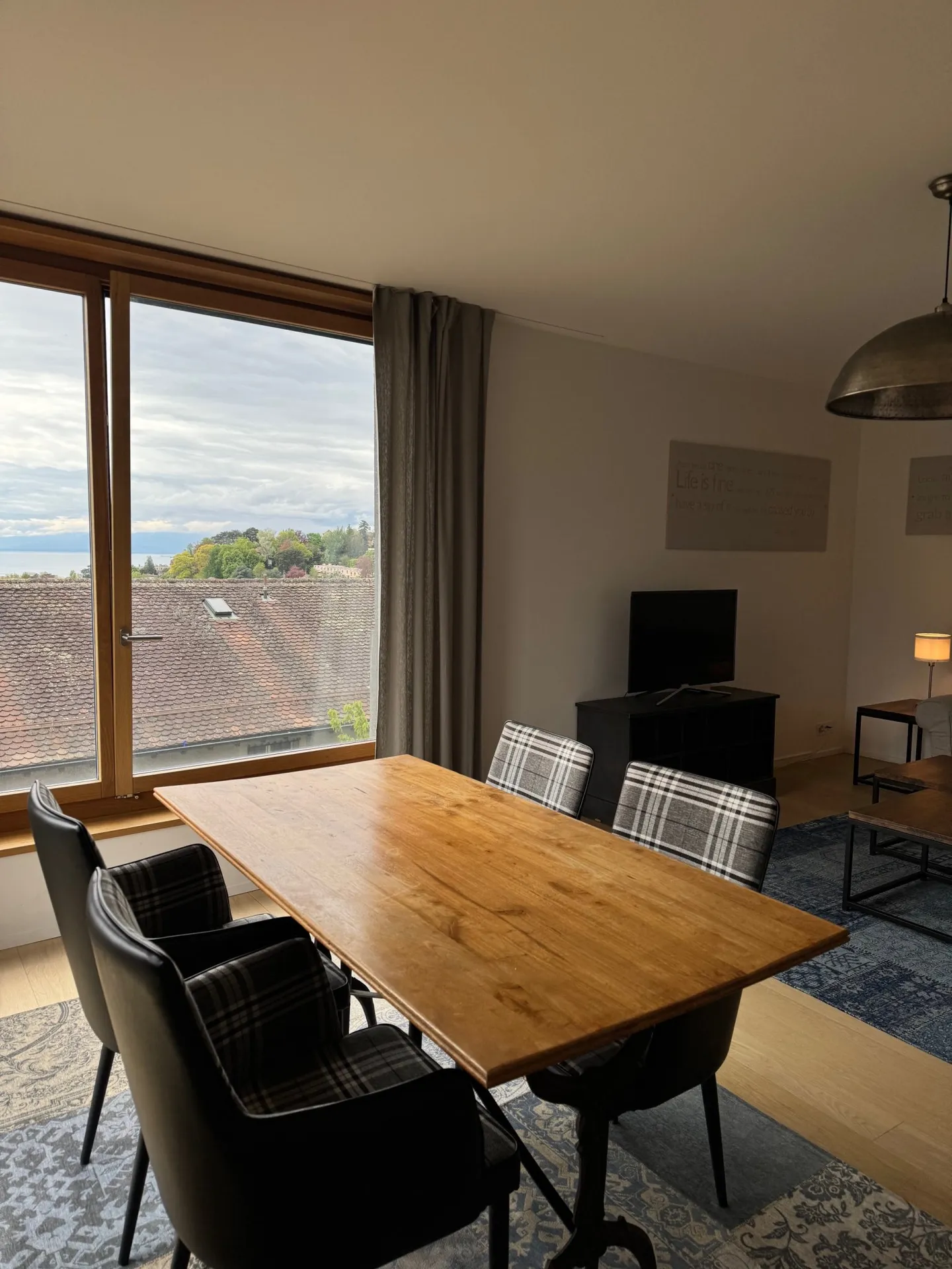 Modern Apartment with Terrace - Photo 1 of 13