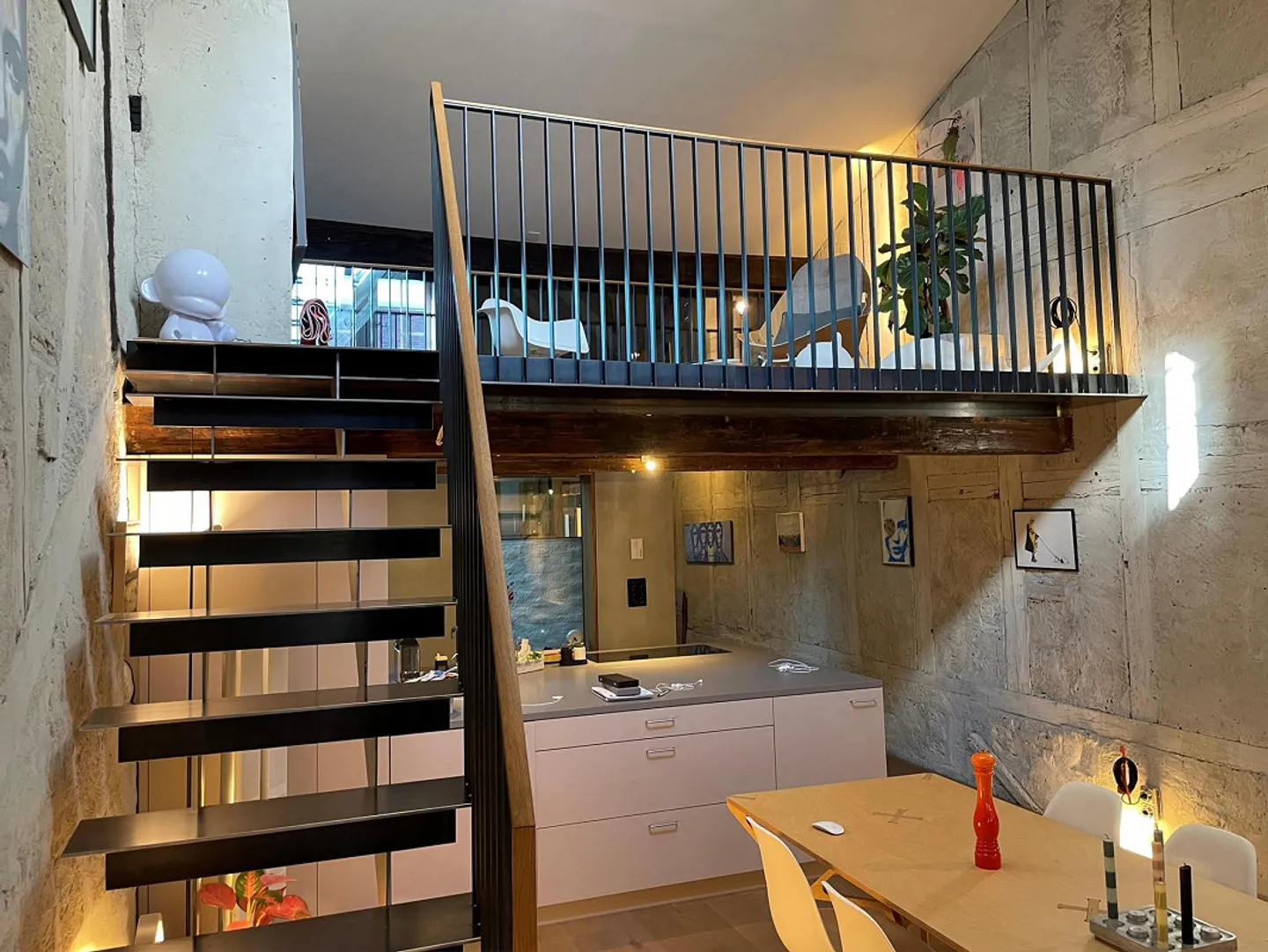 Charmante Dachgeschosswohnung in Bern - Foto 1 von 13