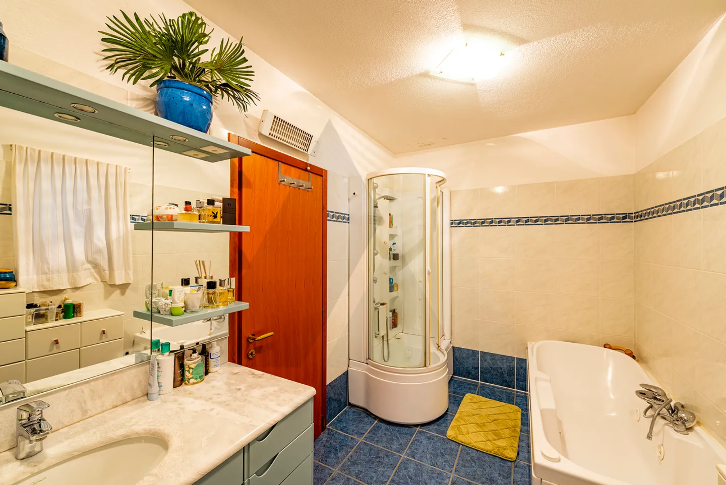 SPAZIOSA VILLA UNIFAMILIARE CON PISCINA - Foto 14 di 15