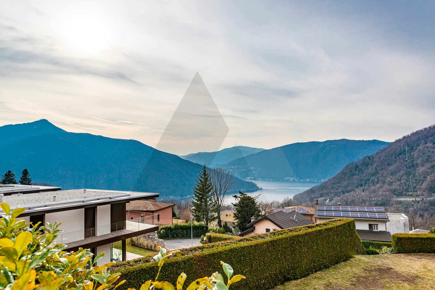 SPAZIOSA VILLA UNIFAMILIARE CON PISCINA - Foto 4 di 15